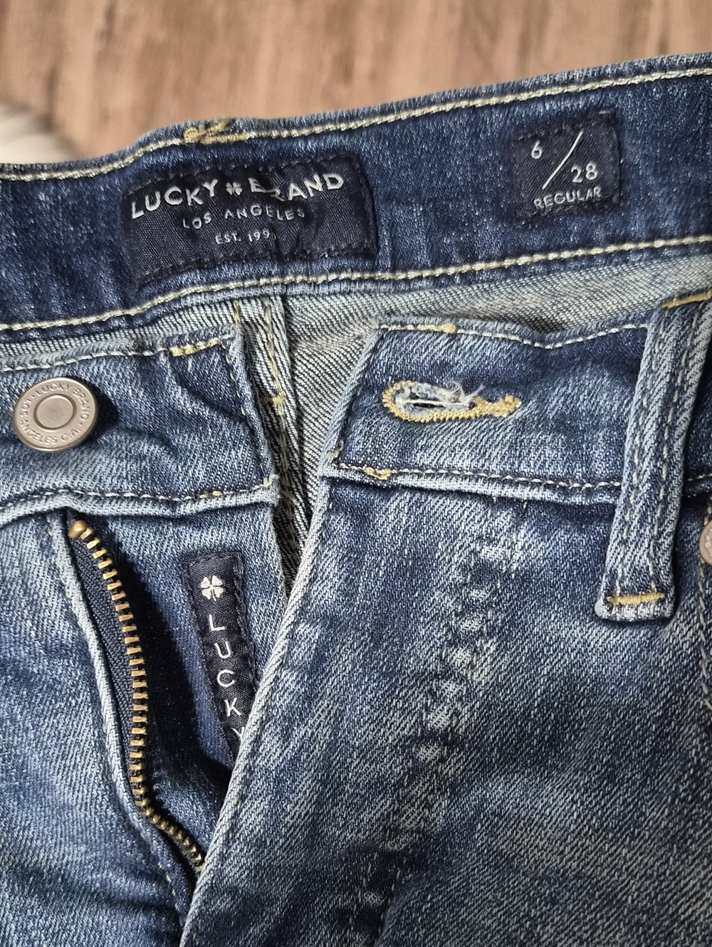 Lucky Brand Women's Dark Blue High Rise Jeans
